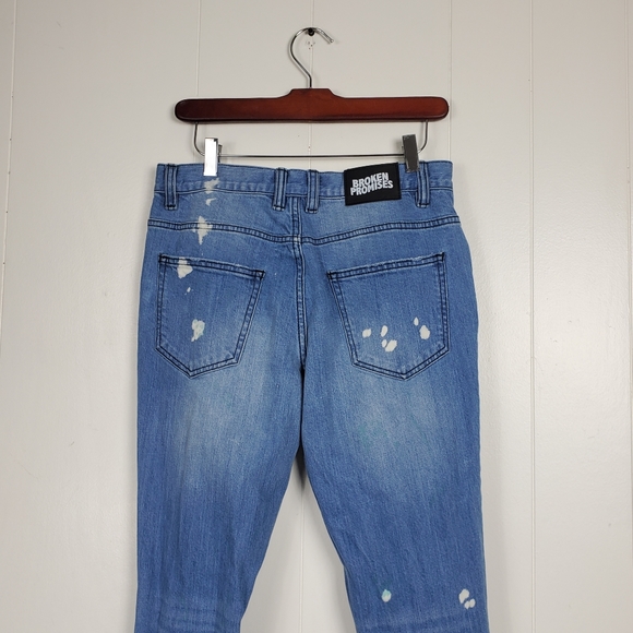 Broken Promises heartbreak skull scorpion factory distressed ultra-slim jeans - Picture 3 of 14